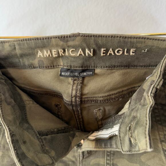 American Eagle High Rise Jegging Crop Green Camo Next Level Stretch - Picture 3 of 7